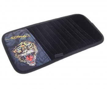 39 р. Держатель CD-дисков TIGER на козырек (10 дисков) ED HARDY ED HARDY eh-00219  с доставкой в г. Кемерово. Увеличить фотографию 1