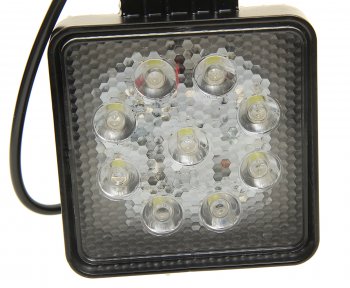 1 489 р. Фара рабочего света МТЗ 3100 lm LED 27w30(93w) квадр.корпус,узкий луч РК РУСЛАН-КОМПЛЕКТ фр-230  с доставкой в г. Кемерово. Увеличить фотографию 3