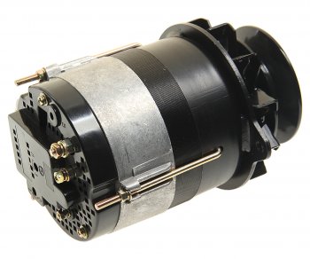 5 599 р. Генератор МТЗ-50,52,ЛТЗ,ЮМЗ дв.Д-50,Д-65 14В AVTOELECTRICA AVTOELECTRICA г700.00.1 ае  с доставкой в г. Кемерово. Увеличить фотографию 2