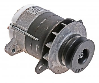 10 349 р. Генератор МТЗ-1021,1025,Т-150,ТЛТ,ТДТ,АМКОДОР,ТВЭКС дв.Д-245,260 14В 80А 1150Вт РАДИОВОЛНА РАДИОВОЛНА г9635.3701-1  с доставкой в г. Кемерово. Увеличить фотографию 1