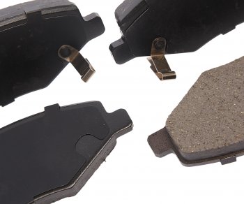 1 699 р. Колодки тормозные передние (4шт.) SANGSIN Chery Amulet (Corda) A15 лифтбэк (2003-2010)  с доставкой в г. Кемерово. Увеличить фотографию 2
