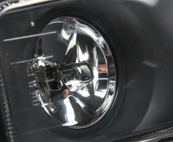 3 199 р. Фара противотуманная RENAULT Premium (95-06) левая (арт.691210 стекло) MARS TECH MARS TECH m631260  с доставкой в г. Кемерово. Увеличить фотографию 4