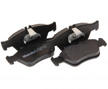 2 499 р. Колодки тормозные MERCEDES W210,W202,C208 (2.0/2.8) передние (4шт.) MANDO MANDO mbf015111 MANDO mbf015111  с доставкой в г. Кемерово. Увеличить фотографию 1