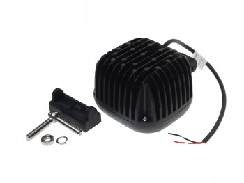 4 599 р. Фара рабочего света 140x125x86мм 48Вт (16 светодиодов) IP68 Pro Spot LUMEN LUMEN mlp-prc48ws2401s  с доставкой в г. Кемерово. Увеличить фотографию 3