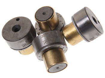 2 169 р. Шкворень УАЗ-3151,3741 в сборе СО (упаковка комплект 4шт.) METALPART METALPART mp-3741-2304014  с доставкой в г. Кемерово. Увеличить фотографию 1