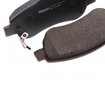 1 659 р. Колодки тормозные передние (4шт.) MANDO Honda CR-V RE1,RE2,RE3,RE4,RE5,RE7 дорестайлинг (2007-2010)  с доставкой в г. Кемерово. Увеличить фотографию 2