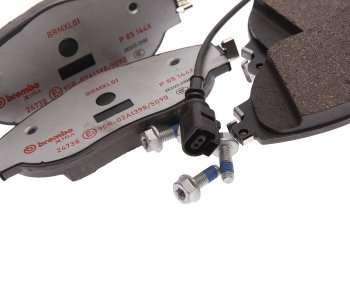 16 349 р. Колодки тормозные передние с датчиком (4шт.) BREMBO Volkswagen Passat B7 универсал (2010-2015)  с доставкой в г. Кемерово. Увеличить фотографию 2