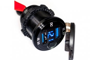 1 289 р. Розетка автомобильная встраиваемая 12V-24V 2USB вольтметр QC3.0 PRO LEGEND PRO LEGEND pl9370  с доставкой в г. Кемерово. Увеличить фотографию 3