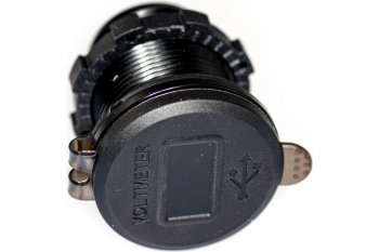 1 289 р. Розетка автомобильная встраиваемая 12V-24V 2USB вольтметр QC3.0 PRO LEGEND PRO LEGEND pl9370  с доставкой в г. Кемерово. Увеличить фотографию 1