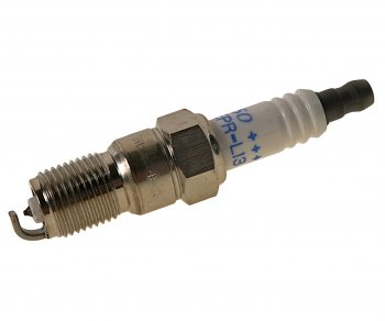 1 099 р. Свеча зажигания DENSO DENSO pt16eprl13  с доставкой в г. Кемерово. Увеличить фотографию 1