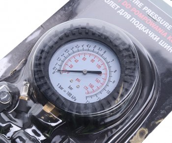 2 579 р. Пистолет для подкачки шин с манометром 18Bar в блистере ROCKFORCE ROCKFORCE rf-23703  с доставкой в г. Кемерово. Увеличить фотографию 2