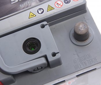 8 499 р. Аккумулятор MACPOWER 52Ач обратная полярность,низкий MACPOWER 6ст52(0) smf550049b(52)  с доставкой в г. Кемерово. Увеличить фотографию 2