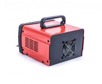 8 999 р. Устройство зарядное 12-24V 50А 20-500Ач 230V (автомат) KVAZARRUS KVAZARRUS powerbox 50i  с доставкой в г. Кемерово. Увеличить фотографию 5