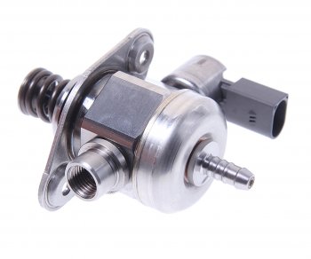 18 449 р. Насос топливный VW Golf (12-) AUDI A3,A4,A6 SKODA Octavia (13-) высокого давления ТНВД BOSCH BOSCH 0261520472 BOSCH 0261520472  с доставкой в г. Кемерово. Увеличить фотографию 2