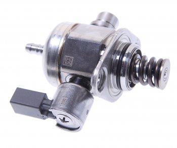 18 449 р. Насос топливный VW Golf (12-) AUDI A3,A4,A6 SKODA Octavia (13-) высокого давления ТНВД BOSCH BOSCH 0261520472 BOSCH 0261520472  с доставкой в г. Кемерово. Увеличить фотографию 1