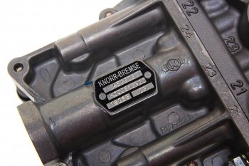 26 999 р. Клапан RENAULT Premium 4-х контурный защитный KNORR-BREMSE KNORR-BREMSE ae4625  с доставкой в г. Кемерово. Увеличить фотографию 3