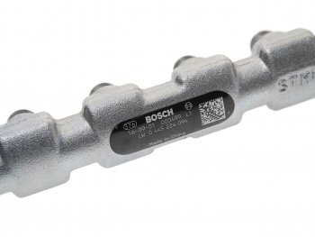 24 499 р. Рампа топливная Д-245 HFRN16 ЕВРО-4 BOSCH дв.Low Cost со штуцером ММЗ ММЗ 0445224094  с доставкой в г. Кемерово. Увеличить фотографию 6