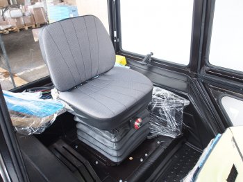 370 999 р. Кабина МТЗ-80,82,800,900,1025 УК в сборе большая СтилКар СтилКар 80-6700010  с доставкой в г. Кемерово. Увеличить фотографию 5
