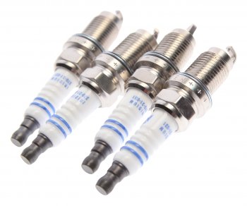 1 479 р. Свеча зажигания AUDI A3 (07-) (1.4) VW Golf (07-) (1.4),Touran (06-),Tiguan (07-) (4шт.) MEGAPOWER MEGAPOWER 370-31-080  с доставкой в г. Кемерово. Увеличить фотографию 2