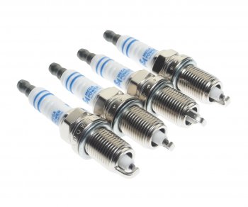 449 р. Свеча зажигания CHEVROLET Aveo (08-) (1.4) HONDA Accord (92-03) (4шт.) MEGAPOWER MEGAPOWER 370-31-105  с доставкой в г. Кемерово. Увеличить фотографию 2