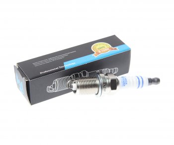 106 р. Свеча зажигания HYUNDAI Accent (99-),Sonata 5,Elantra KIA Rio,Cerato,Sorento (1шт.) MEGAPOWER MEGAPOWER 370-31-026  с доставкой в г. Кемерово. Увеличить фотографию 1