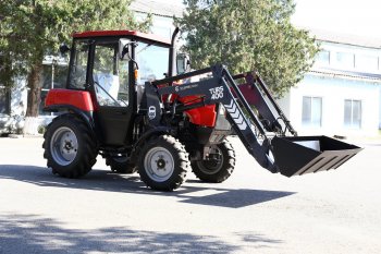 238 999 р. Погрузчик МТЗ-320 (ТУРС-400) навесной (база на поддоне) САЛЬСК САЛЬСКСЕЛЬМАШ турс-400-0  с доставкой в г. Кемерово. Увеличить фотографию 2