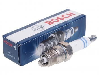 379 р. Свеча зажигания BOSCH BOSCH 0242225622  с доставкой в г. Кемерово. Увеличить фотографию 1