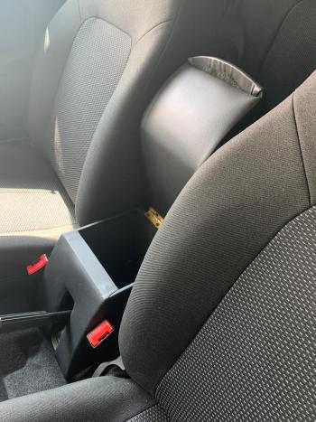 2 379 р. Подлокотники в салон (Люкс Классика гладкий экокожа) Автопилот  Лада нива 4х4  2121 (Legend) (2021-2025) 3 дв. 2-ой рестайлинг (черный)  с доставкой в г. Кемерово. Увеличить фотографию 2