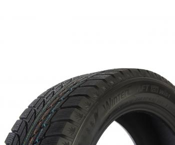 14 549 р. Покрышка KUMHO WinterCraft Ice Wi32 шип. KUMHO 22545 r18  с доставкой в г. Кемерово. Увеличить фотографию 2
