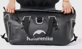 6 399 р. Гермосумка Naturehike 60 л ПВХ (черная)  cnk2450xb015-60b  с доставкой в г. Кемерово. Увеличить фотографию 4
