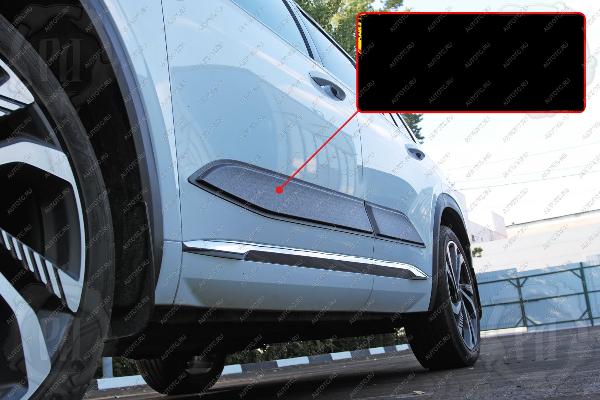 1 549 р. Молдинг двери передний правый Русская Артель  Geely Monjaro (2022-2025) (глянец под покраску)  с доставкой в г. Кемерово
