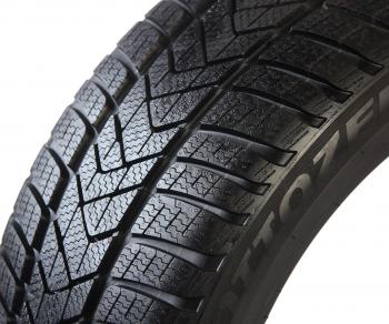 22 999 р. Покрышка PIRELLI Winter Sottozero 3 PIRELLI 24545 r19  с доставкой в г. Кемерово. Увеличить фотографию 2
