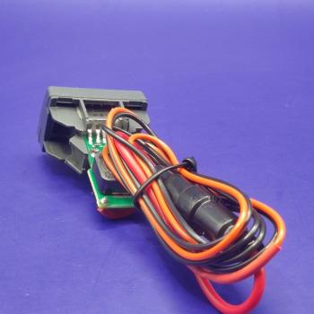 1 149 р. USB автомобильное зарядное устройство АПЭЛ (2039546547456) ГАЗ Соболь 2217 Бизнес автобус 2-ой рестайлинг автобус (2010-2025)  с доставкой в г. Кемерово. Увеличить фотографию 5