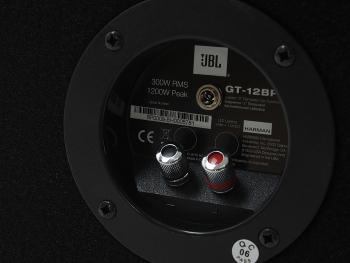 15 549 р. Сабвуфер корпусной пассивный 12 (30см) 300Вт JBL JBL gt-12bp  с доставкой в г. Кемерово. Увеличить фотографию 3