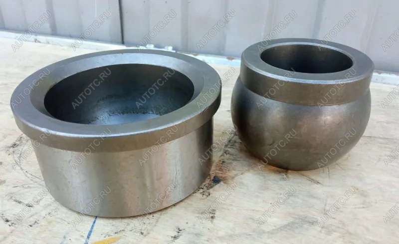 1 839 р. Втулка (яблоко) бруса отвала SD16 большая SHANTUI 16y-80-3000614y-82-00016  с доставкой в г. Кемерово