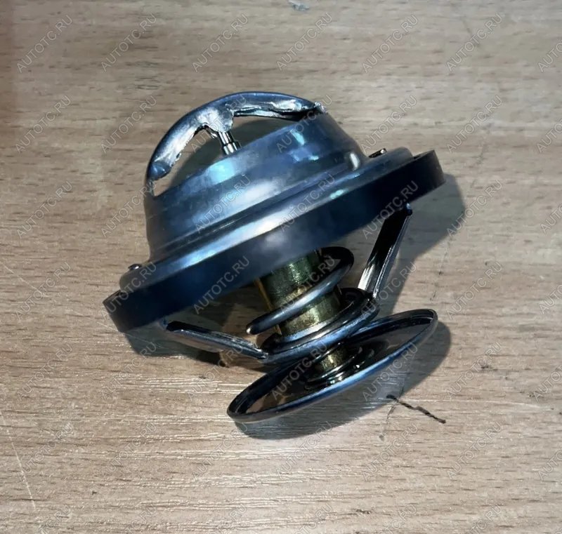 1 139 р. Термостат M11 HOWO T5G T7H VALMO000645 SITRAK SITRAK 201v06402-6005  с доставкой в г. Кемерово