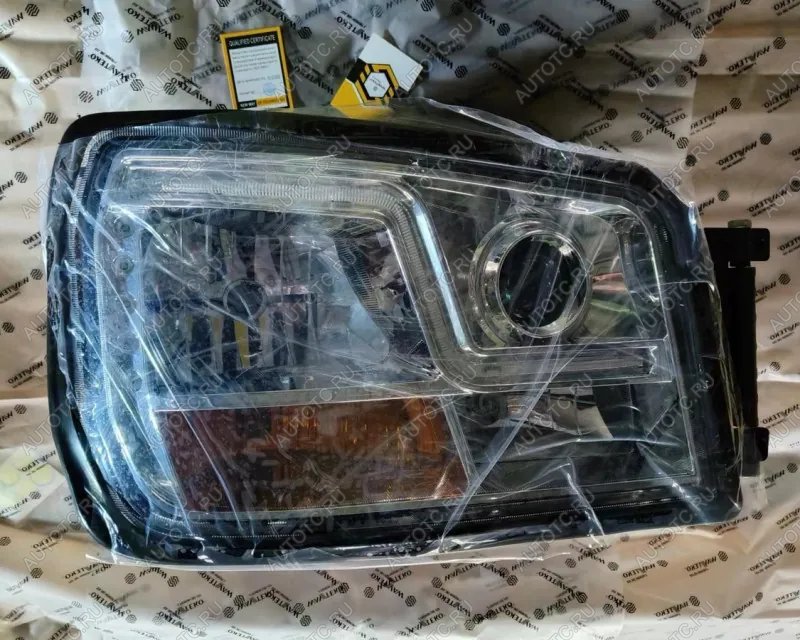23 919 р. Фара самосвал LED правая SHACMAN X3000 WAYTEKO PREMIUM (!!!УЦЕНКА: возможен нетоварный вид!!!) WAYTEKO PREMIUM dz96189722020  с доставкой в г. Кемерово