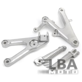 4 999 р. Подножки передние с кронштейнами для мотоцикла Yamaha YZF-R6 03-05  пм-00007898  с доставкой в г. Кемерово. Увеличить фотографию 1