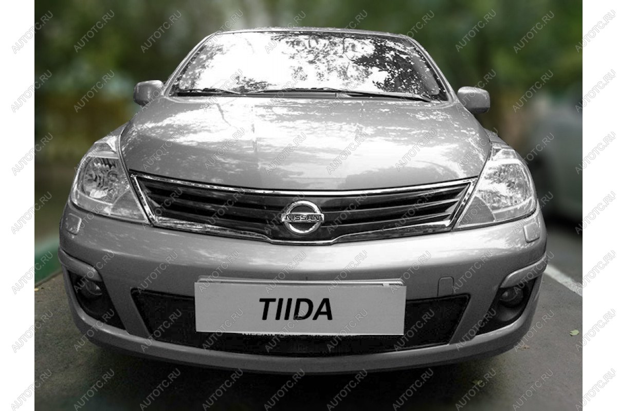2 999 р. Защита радиатора Стрелка11 Стандарт  Nissan Tiida  1 хэтчбек (2010-2014) C11 рестайлинг (черная)  с доставкой в г. Кемерово