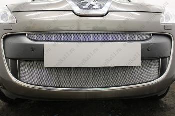 2 799 р. Защита радиатора (верх) Стрелка11 Стандарт  Peugeot 4007 (2007-2012) (хром)  с доставкой в г. Кемерово. Увеличить фотографию 2