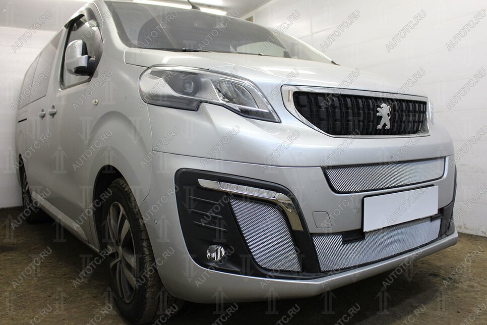 4 369 р. Защита радиатора (боковые) Стрелка11 Стандарт  Peugeot Traveller  K0 L2 (2016-2024) дорестайлинг (хром)  с доставкой в г. Кемерово