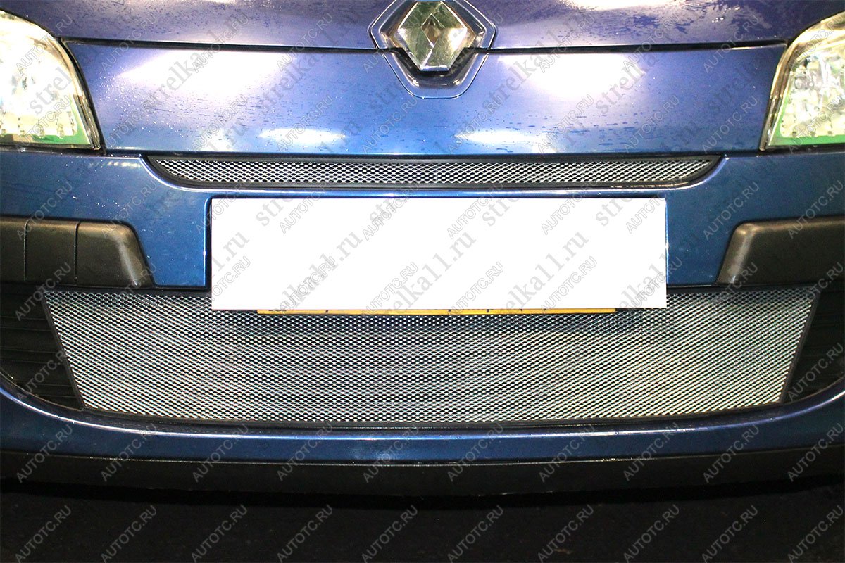 3 079 р. Защита радиатора (низ) Стандарт  Renault Megane  седан (2008-2012)  дорестайлинг (хром)  с доставкой в г. Кемерово
