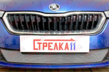3 099 р. Защита радиатора (низ с парктроником) Стрелка11 Стандарт  Skoda Rapid  MK2 (2019-2025) (хром)  с доставкой в г. Кемерово. Увеличить фотографию 2