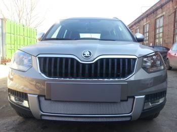 3 099 р. Защита радиатора (центральная) (Outdoor) Стрелка11 Стандарт Skoda Yeti (2013-2018) (черная)  с доставкой в г. Кемерово. Увеличить фотографию 2