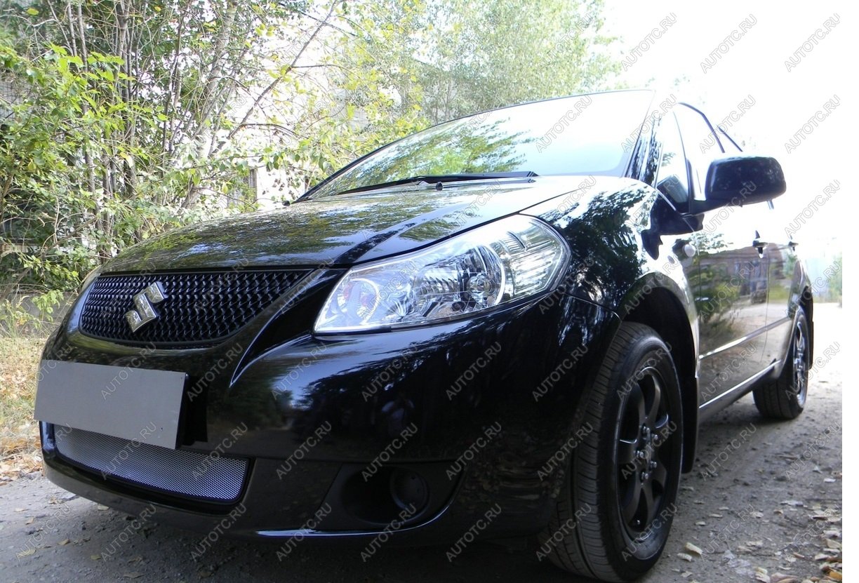 3 699 р. Защита радиатора Стрелка11 Стандарт  Suzuki SX4  GYC21S (2006-2012) дорестайлинг седан (хром)  с доставкой в г. Кемерово