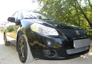 3 699 р. Защита радиатора Стрелка11 Стандарт  Suzuki SX4  GYC21S (2006-2012) дорестайлинг седан (хром)  с доставкой в г. Кемерово. Увеличить фотографию 2