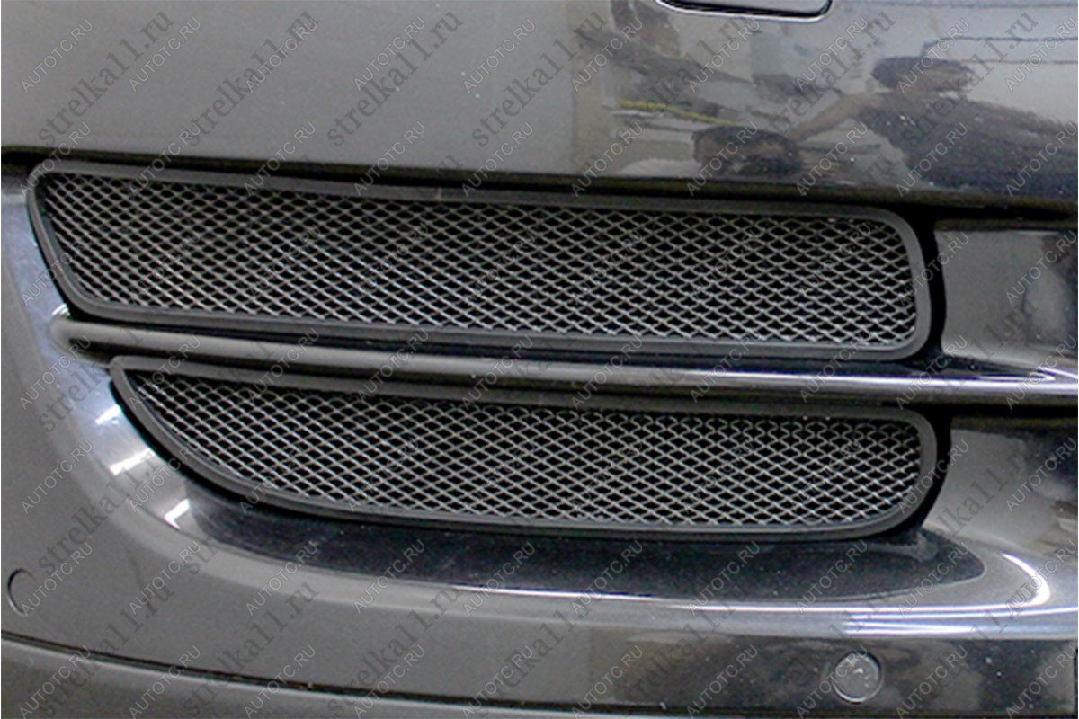 3 689 р. Защита радиатора (боковая 4 части) Стрелка11 Стандарт Volkswagen Touareg GP рестайлинг (2006-2010) (черная)  с доставкой в г. Кемерово