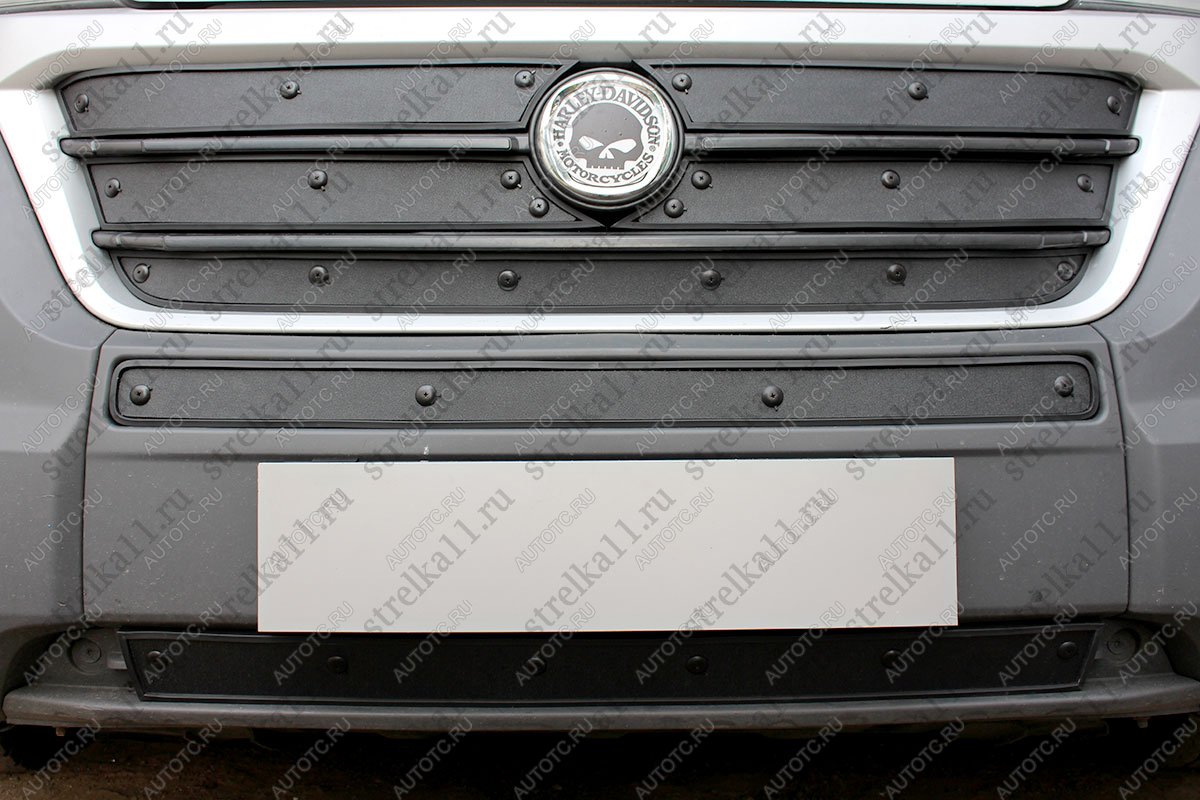 1 459 р. Зимняя заглушка решетки радиатора (низ) Стрелка11  Fiat Ducato  290 (2014-2025) (черная)  с доставкой в г. Кемерово