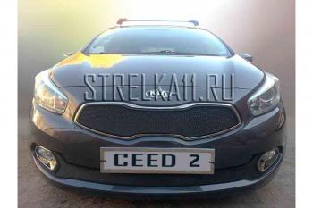 759 р. Зимняя заглушка решетки радиатора (верх) Стрелка11 KIA Ceed 2 JD дорестайлинг универсал (2012-2016) (черная)  с доставкой в г. Кемерово. Увеличить фотографию 2