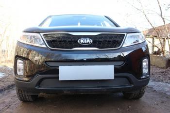  Зимняя заглушка решетки радиатора (низ) Стрелка11  KIA Sorento XM рестайлинг (2012-2015) (черная)